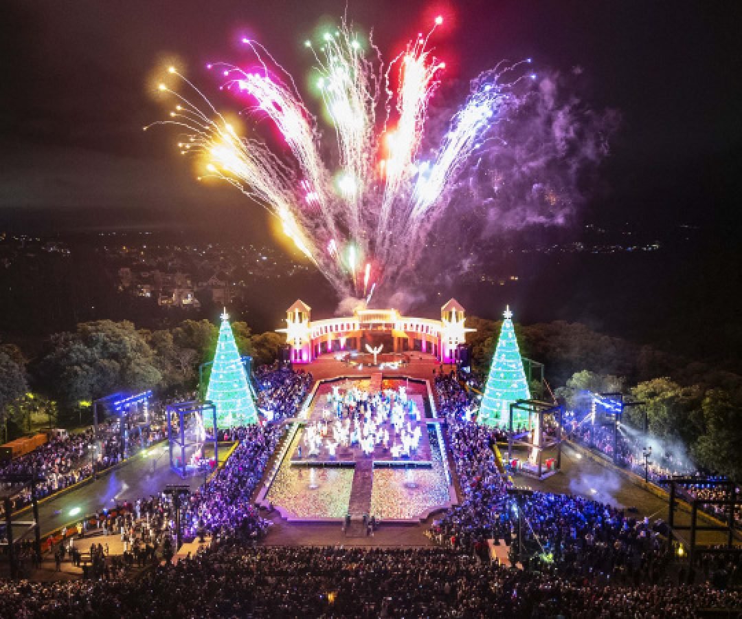 Maior Natal da história do Paraná reúne atrações turísticas em todo o Estado