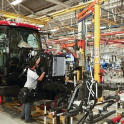 Paraná gera 60,4 mil empregos nos 5 primeiros meses de 2026 e mantém 4.º maior saldo de vagas