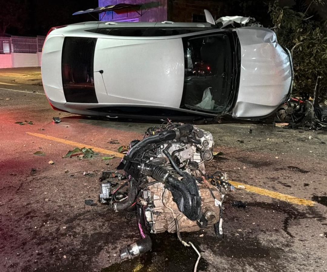Novas imagens revelam carro em alta velocidade segundos antes de grave acidente em Cascavel