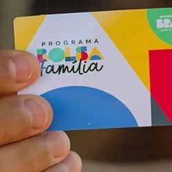 novo-cartao-bolsa-familia-e1766182951630.jpg
