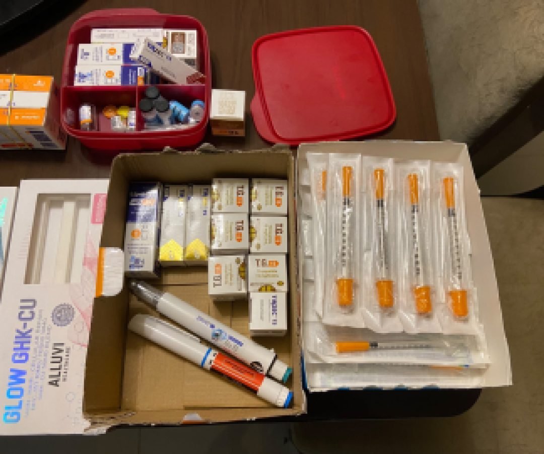 Operação Agulha Negra combate comércio ilegal de medicamentos e prende três pessoas em Castro