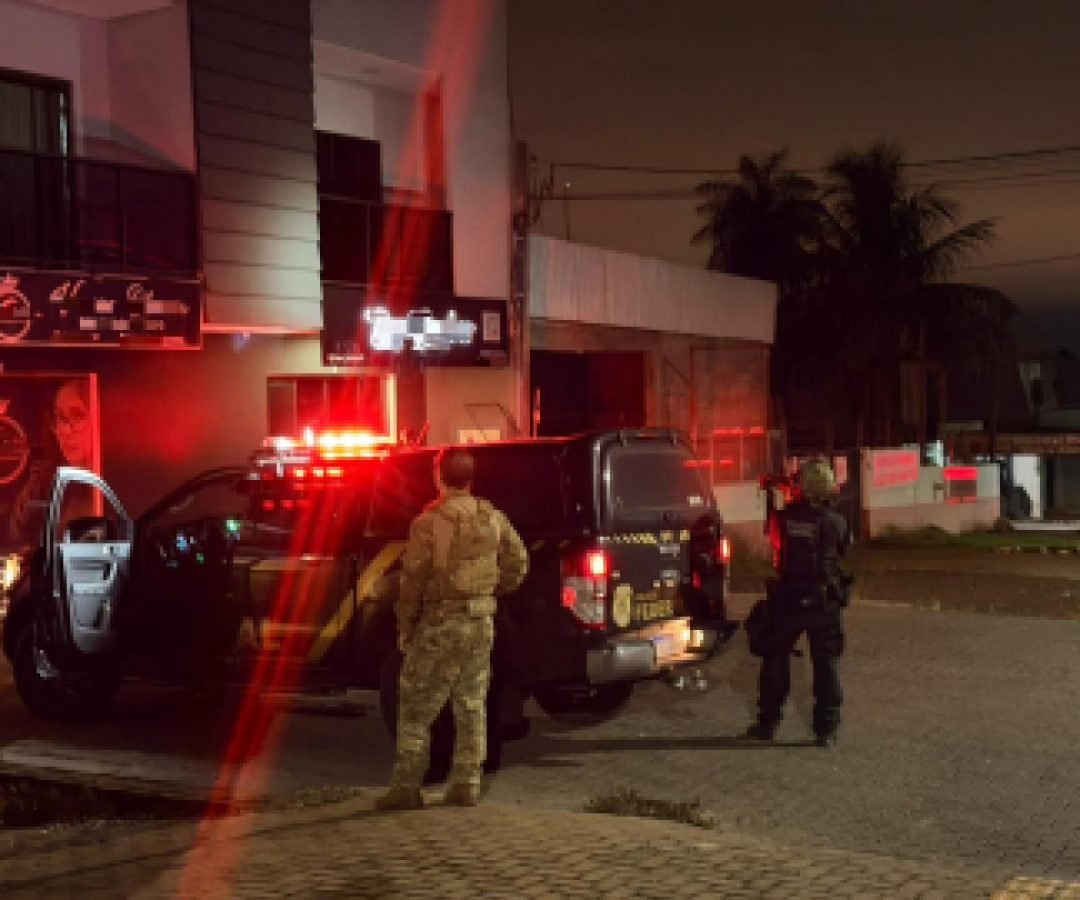 Operação Bobinas cumpre mandados no Paraná e mira esquema de tráfico internacional de drogas