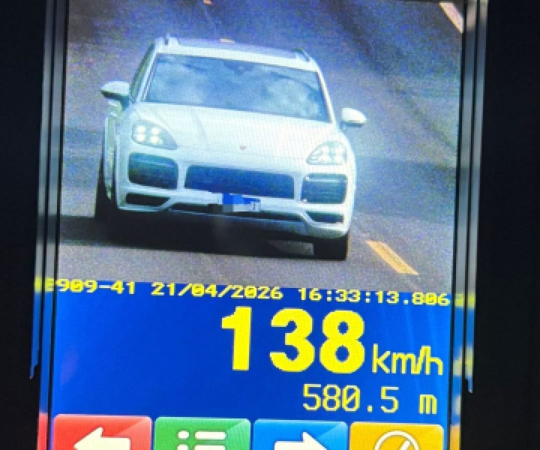 Operação Tiradentes registra 104 flagrantes de excesso de velocidade e 12 casos ligados ao álcool no Oeste