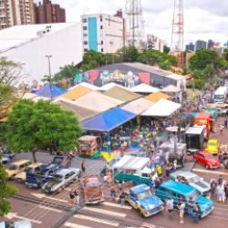 Para incentivar leitura, Feira do Teatro terá troca de livros neste domingo (19)