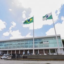 Paraná anuncia investimento de R$ 1,6 bilhão para valorização dos servidores públicos