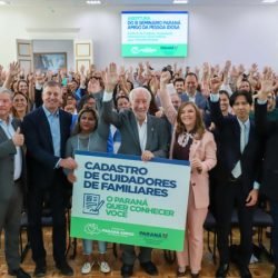 Paraná lança Cadastro do Cuidador e reforça cooperação em políticas para pessoa idosa