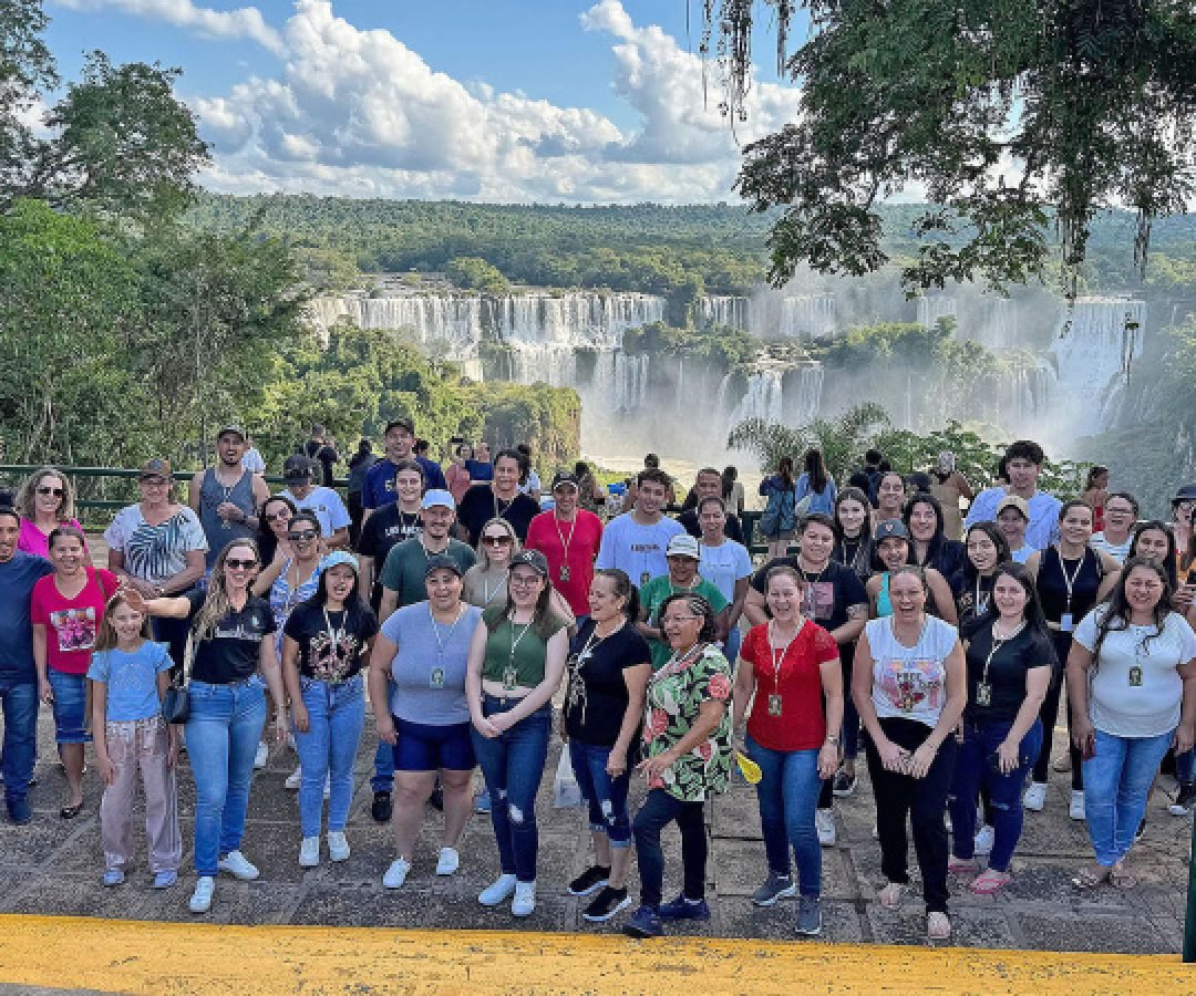 Paraná Mais Viagem leva 13,4 mil paranaenses para conhecer atrativos do Estado