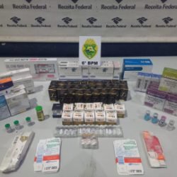 Passageiros de ônibus são flagrados com medicamentos contrabandeados em Cascavel