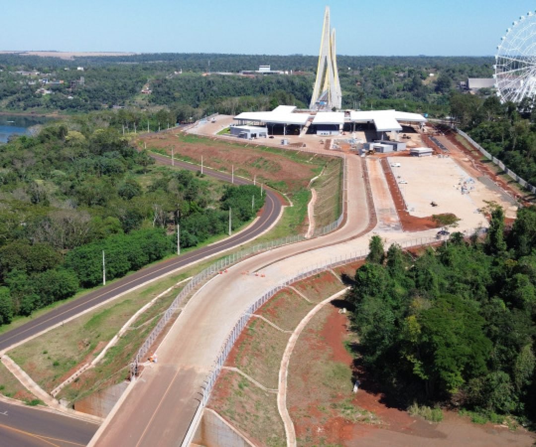 Com ritmo acelerado, Perimetral Leste de Foz do Iguaçu terá novos desvios de tráfego