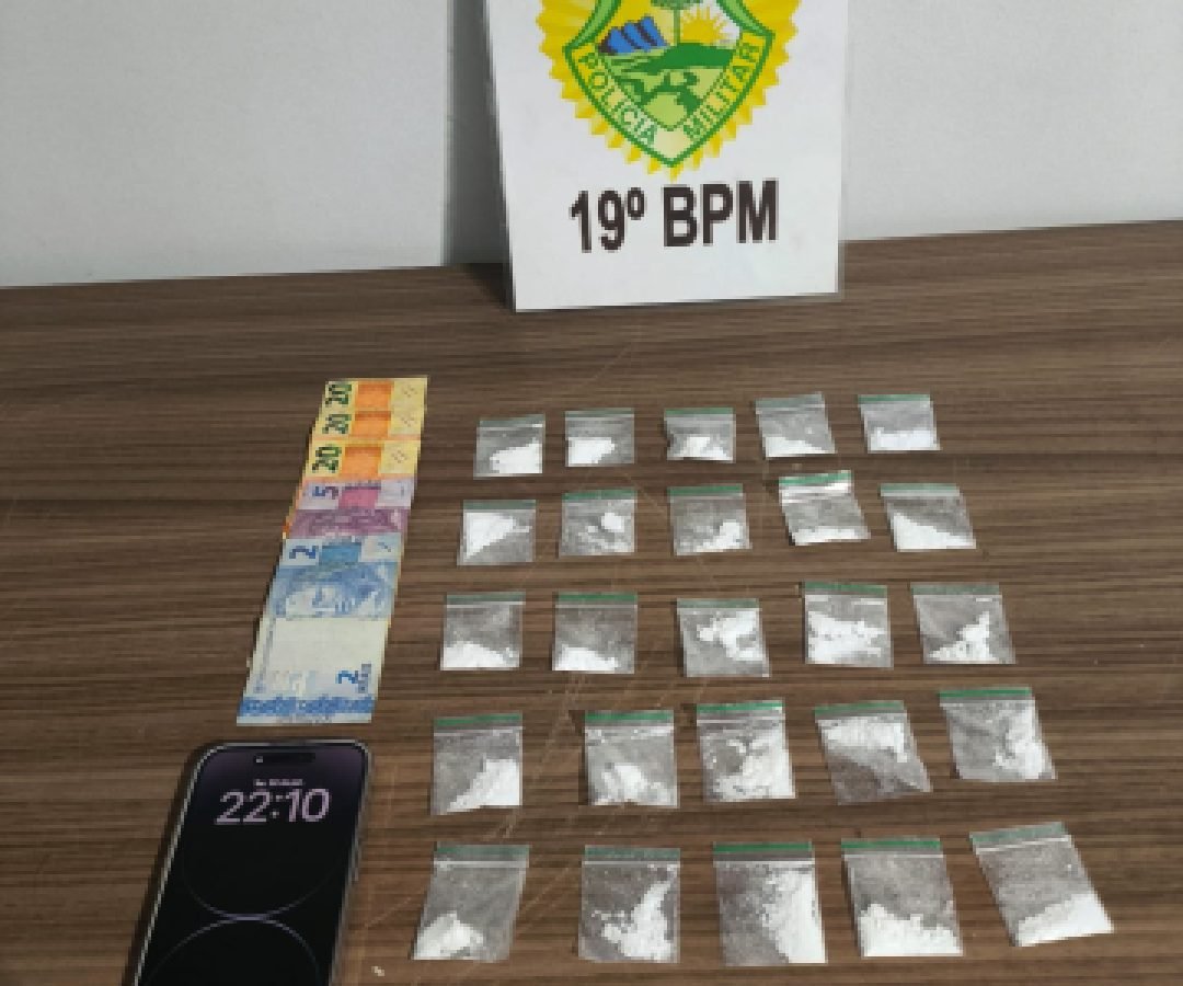 Perseguição termina com apreensão de cocaína e prisão de dois homens em Toledo