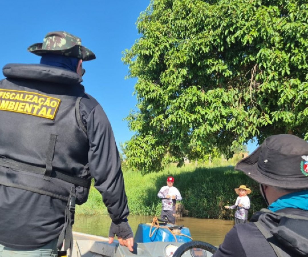 IAT apreende 222 quilos de peixe e aplica R$ 169,2 mil em multas durante a Piracema