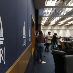 PL pede que governo tampão do RJ seja exercido por presidente da Alerj