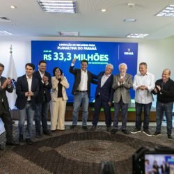 R$ 372 milhões: governador libera recursos para investimentos em 10 municípios