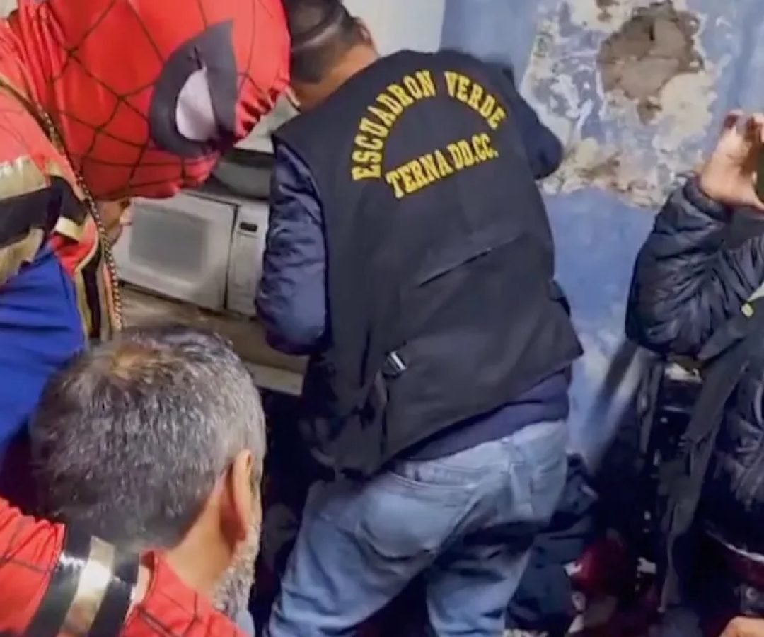 policial-homem-aranha-peru.jpeg