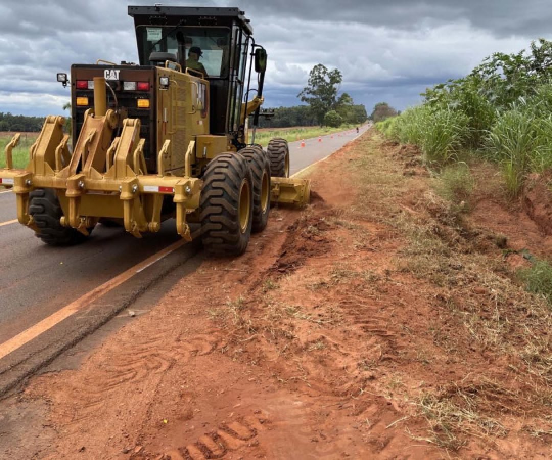 DER/PR começa conservação entre Santa Cruz de Monte Castelo e Querência do Norte