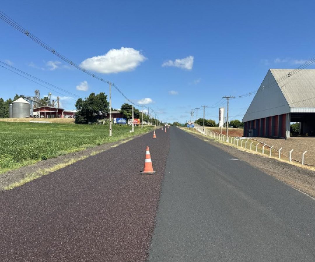 Rodovia entre Salto do Lontra e Santa Izabel do Oeste recebe serviços de conservação