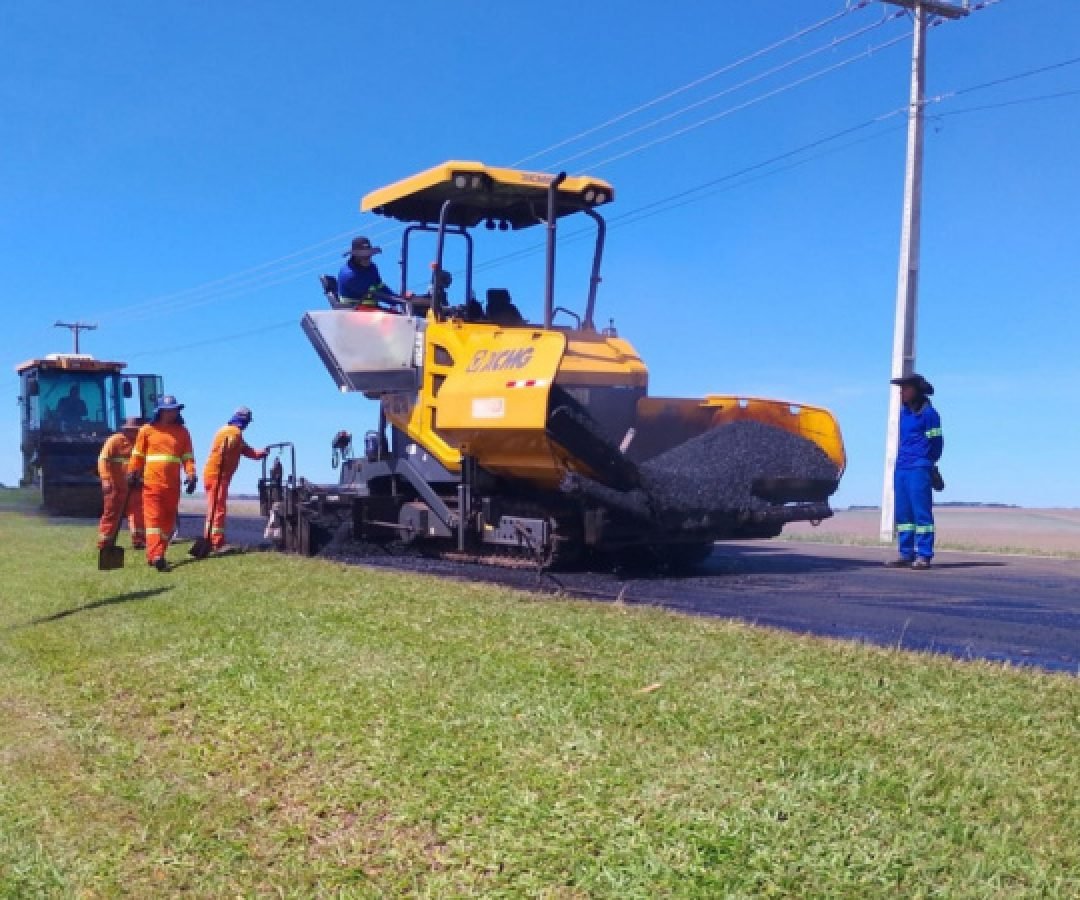 DER/PR recupera pavimento de rodovia entre Castro e Tibagi, nos Campos Gerais