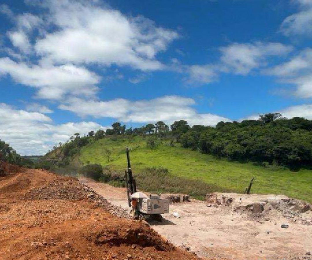 PR-445 entre Lerroville e Irerê será interditada dia 19 para detonação de rochas