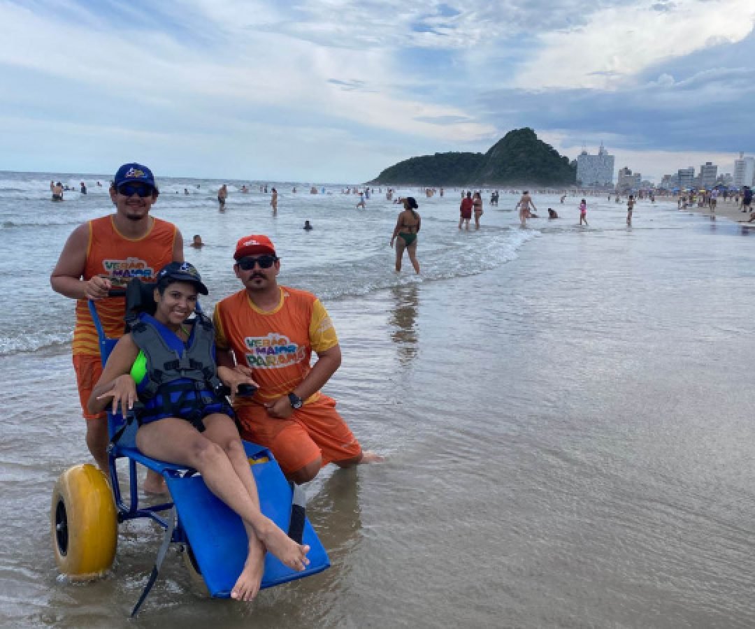 Praia Acessível fecha o verão com recorde de atendimentos e relatos emocionantes