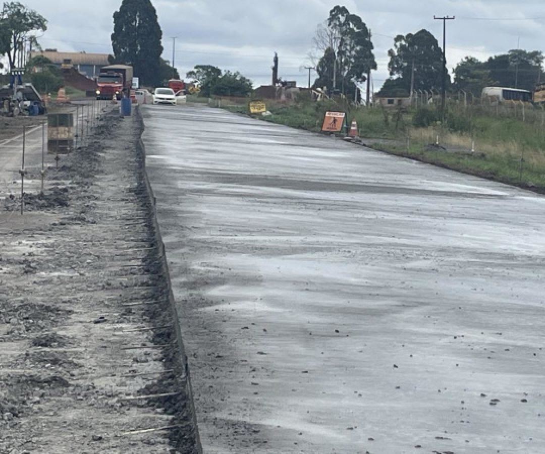Duplicação em concreto da PRC-466 entre Turvo e Palmeirinha chega a 22,79% de execução