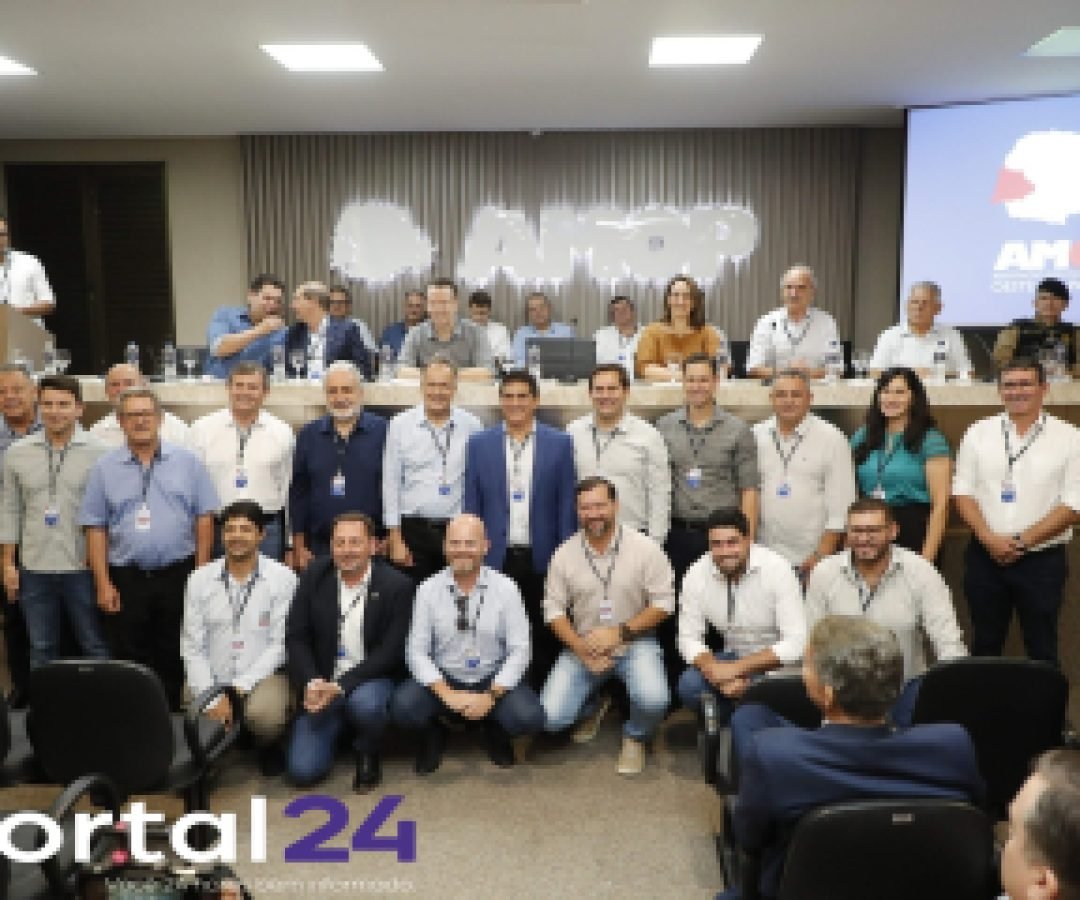 Prefeitos do Oeste do Paraná elegem nova diretoria da Amop em chapa de consenso
