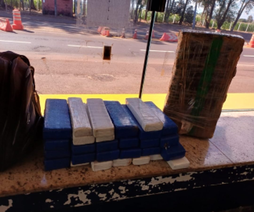 PRF realiza duas apreensões de maconha na BR-369 em Cascavel e Ubiratã
