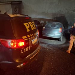 PRF recupera veículo furtado e prende homem horas após deixar a prisão na BR-277