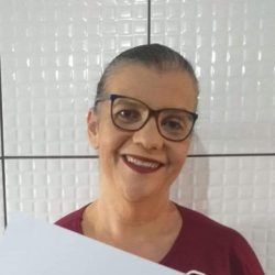 Professora encerra 30 anos de dedicação à educação em Cascavel
