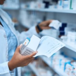 Projeto permite venda de medicamentos em supermercados