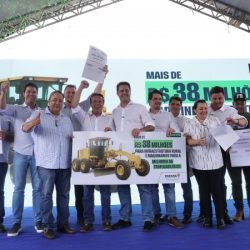 Estado anuncia R$ 38 milhões em máquinas para estradas rurais da região Centro-Sul