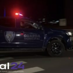 Rapaz é baleado no bairro Santa Cruz e carro da vítima é encontrado com marcas de sangue