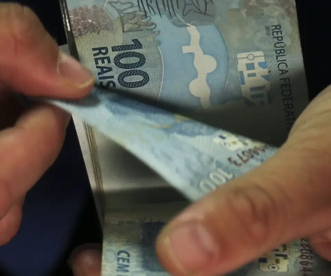 Caixa termina de pagar parcela do Bolsa Família de outubro
