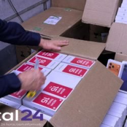 Receita Federal apreende carga milionária de eletrônicos escondida em caminhão na BR-277