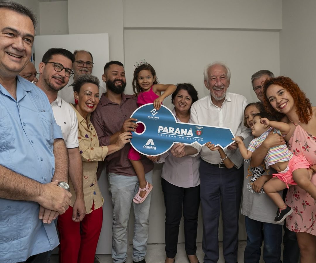 Com apoio do Estado, 512 famílias de Londrina passam a viver em casa própria