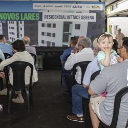 Com apoio do Estado, 512 famílias de Londrina passam a viver em casa própria