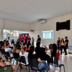 Reunião marca boas-vindas às famílias contempladas pelo Programa Pró-Moradia