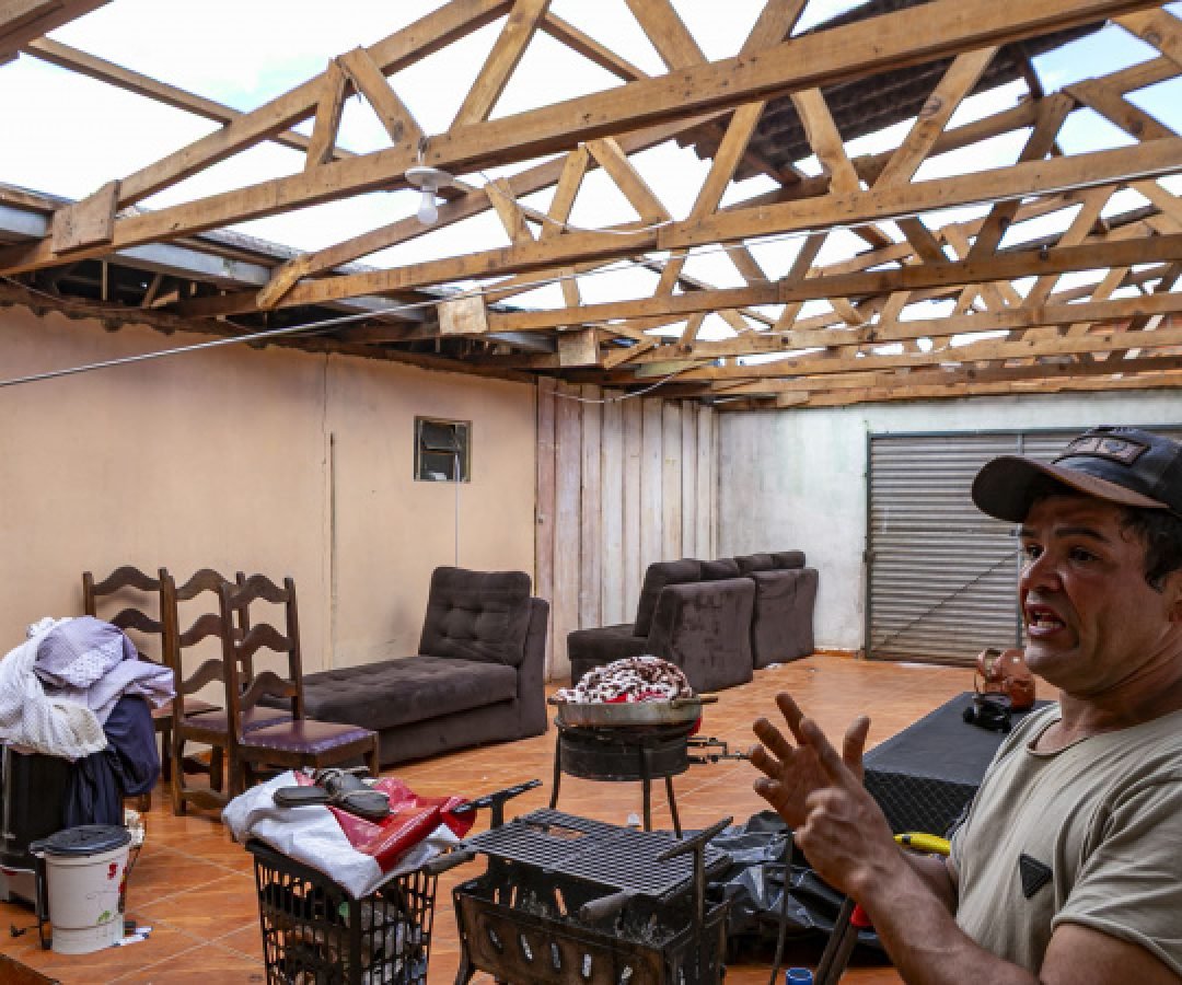 Histórias comoventes: moradores de Rio Bonito do Iguaçu começam a reconstruir a vida