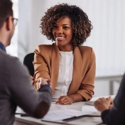 roupa-ideal-para-entrevista-de-emprego.jpg