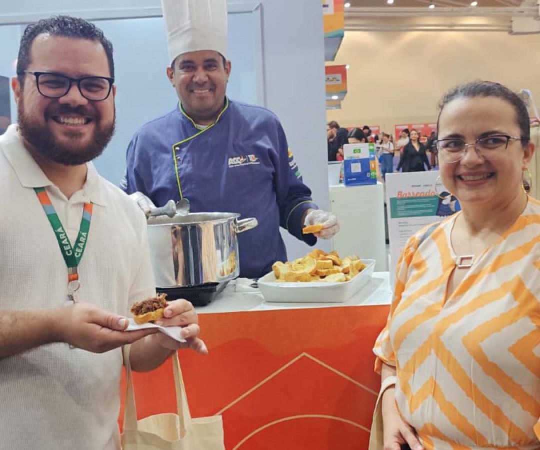 Paraná mostra diversidade e gastronomia típica no Salão Nacional do Turismo, no Ceará