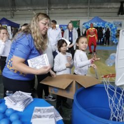 Programa Sanepar Perto de Você leva serviços, lazer e educação a moradores da Lapa