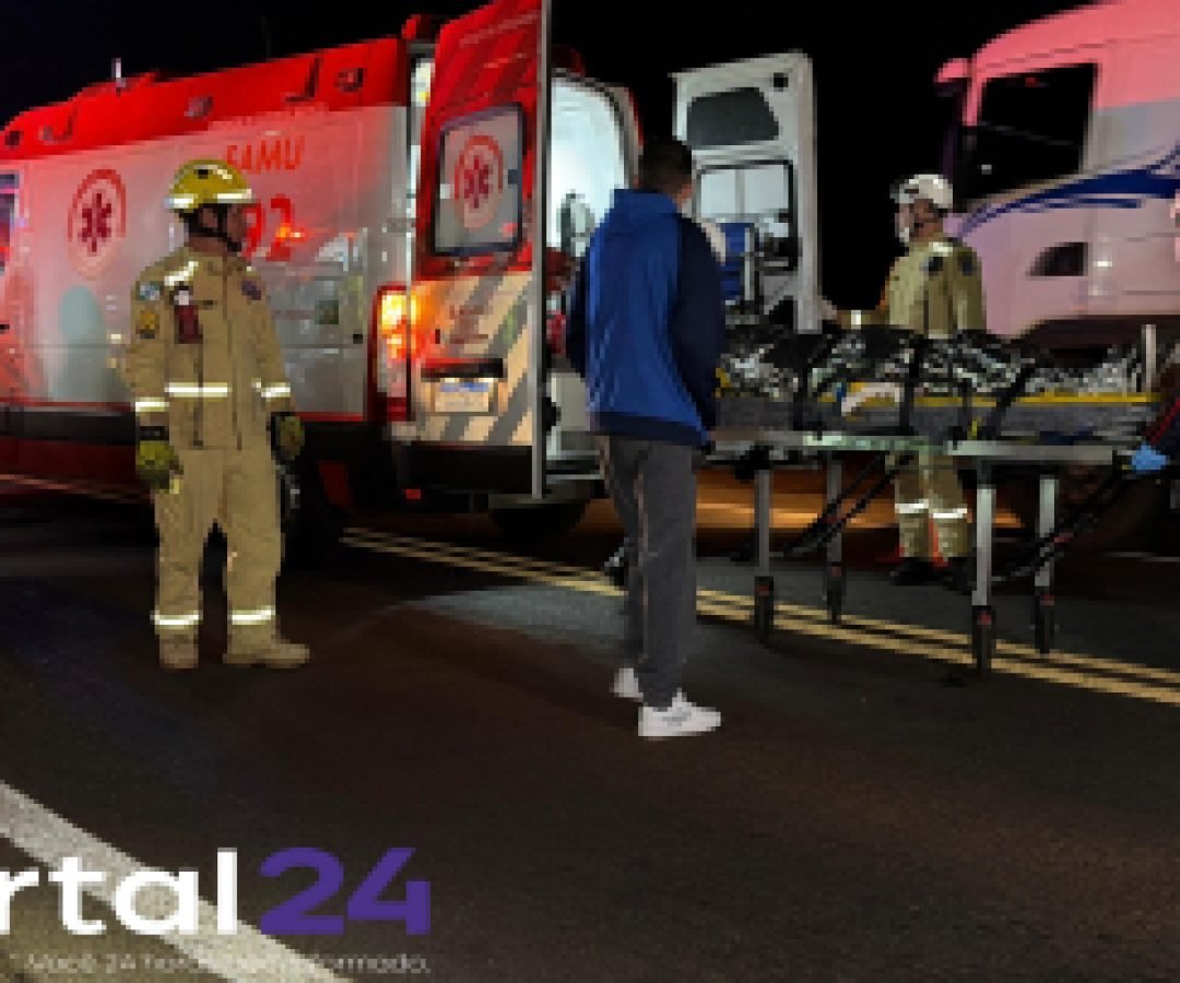 Seis pessoas ficam feridas após colisão entre carros na BR-277, em Santa Tereza do Oeste
