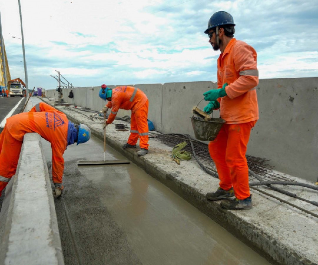 24,8 mil vagas com carteira assinada: Paraná tem ofertas de trabalho em diversos setores