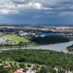 Sexta-feira 13 será de sol e calor em Cascavel, aponta Simepar