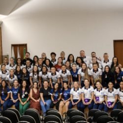 Stein Cascavel Futsal participa do evento Semana da Paz em Casa, em prol aos direitos das mulheres no Fórum de Cascavel