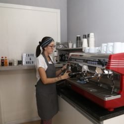 Paraná fecha terceiro trimestre com saldo positivo de 148 mil novas empresas e alta de 23,8%