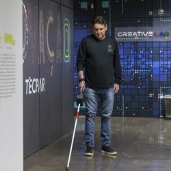 Incubada no Tecpar, empresa desenvolve bengala inteligente para deficientes visuais