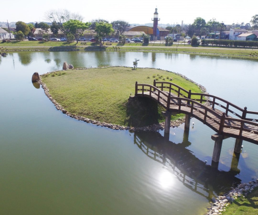 Lago criado no Tecpar há dez anos contribui para escoamento da bacia do Rio Barigui