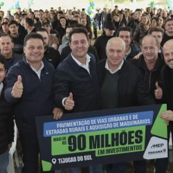 Ratinho Junior libera R$ 90,7 milhões para pavimentação de estrada turística e outras obras em Tijucas do Sul