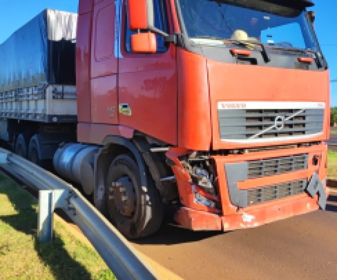 Três ficam feridas em acidente na BR-277