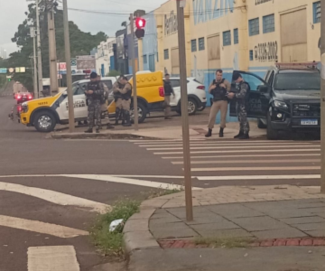 Trio é detido com Tucson adulterada em Cascavel